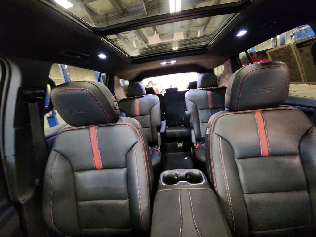 Certified 2024 Chevrolet Traverse RS w/ LPO, Floor Liner Package image 33