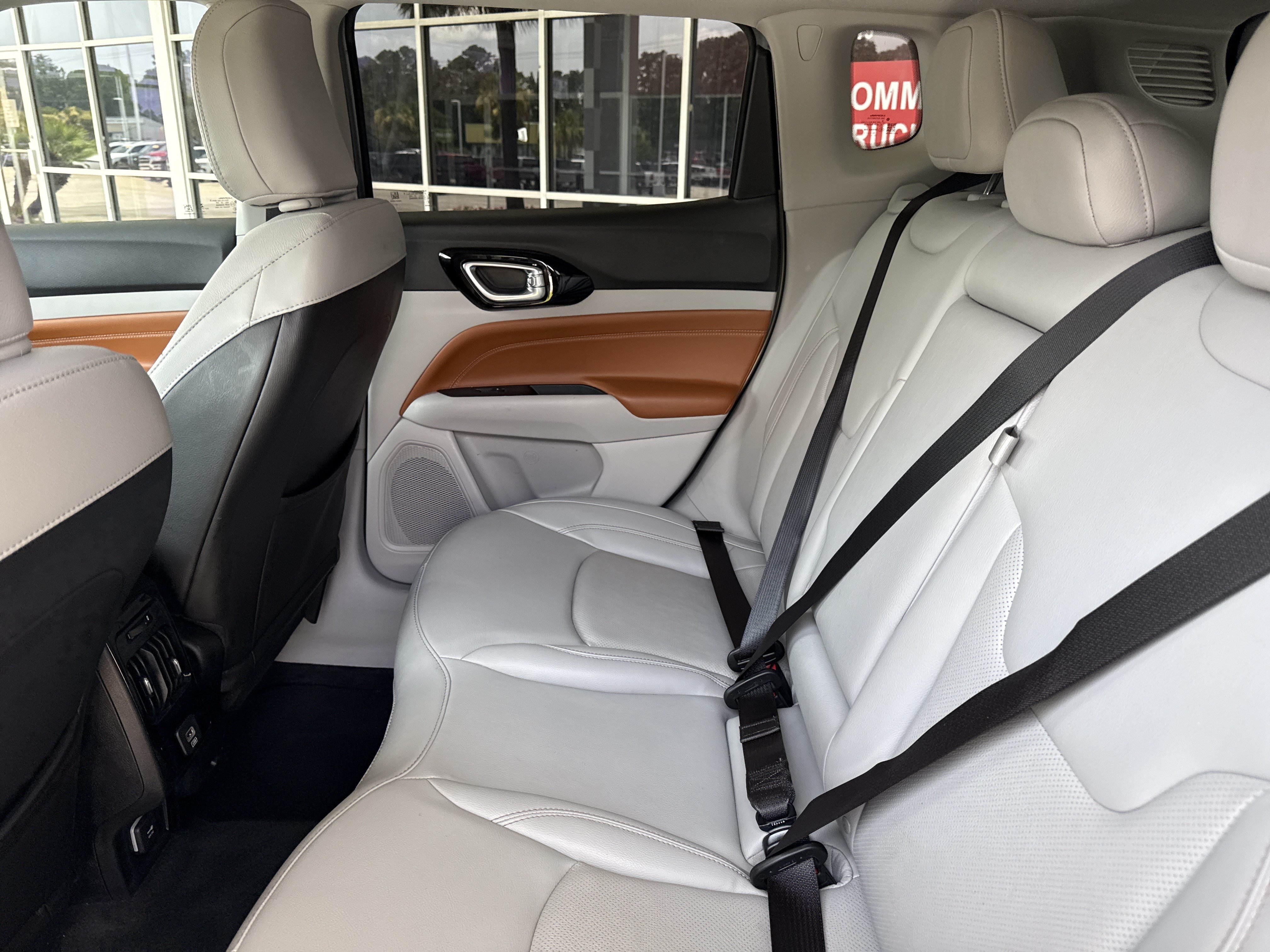 Used 2022 Jeep Compass Limited AWD/4WD image 28