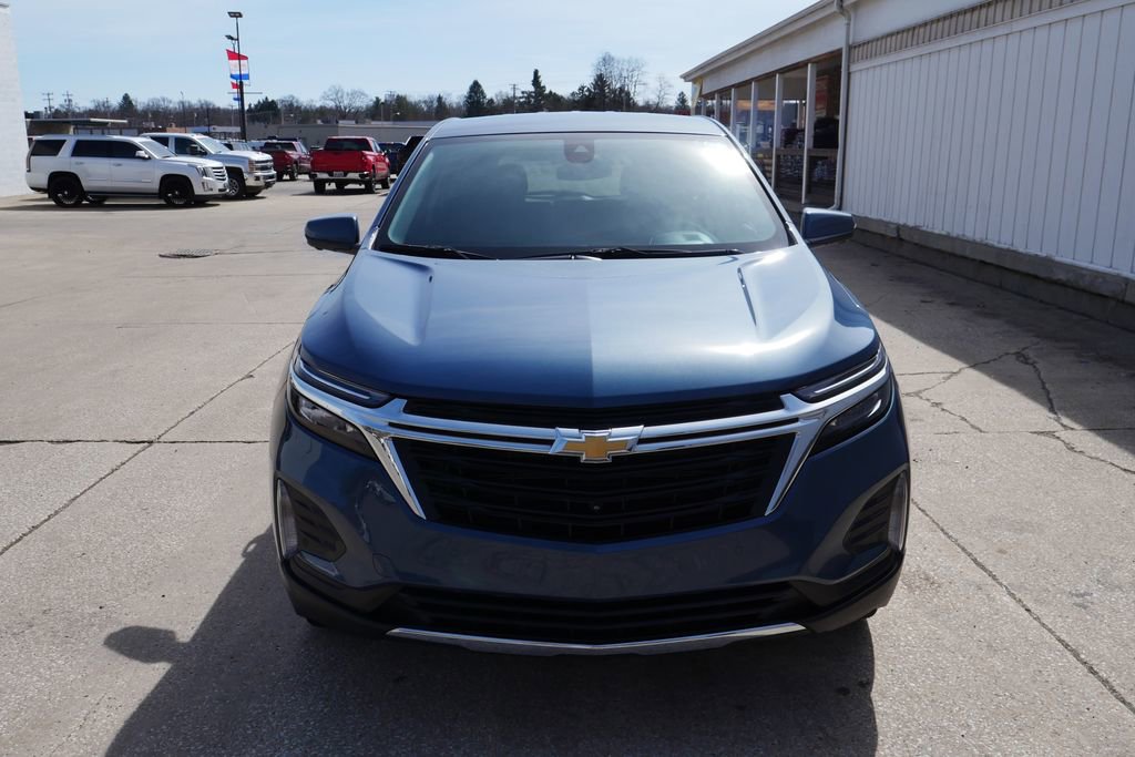 Used 2024 Chevrolet Equinox LT image 3