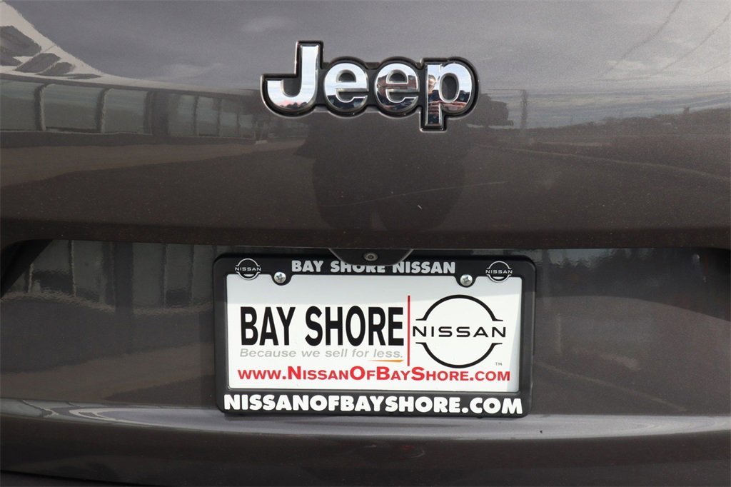 Used 2022 Jeep Grand Cherokee L Limited image 47
