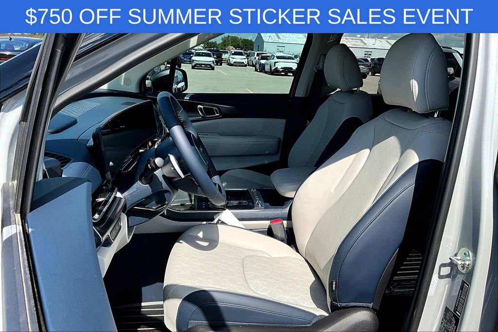 New 2026 Kia Carnival SX w/ SX Dark Edition Package FWD image 12