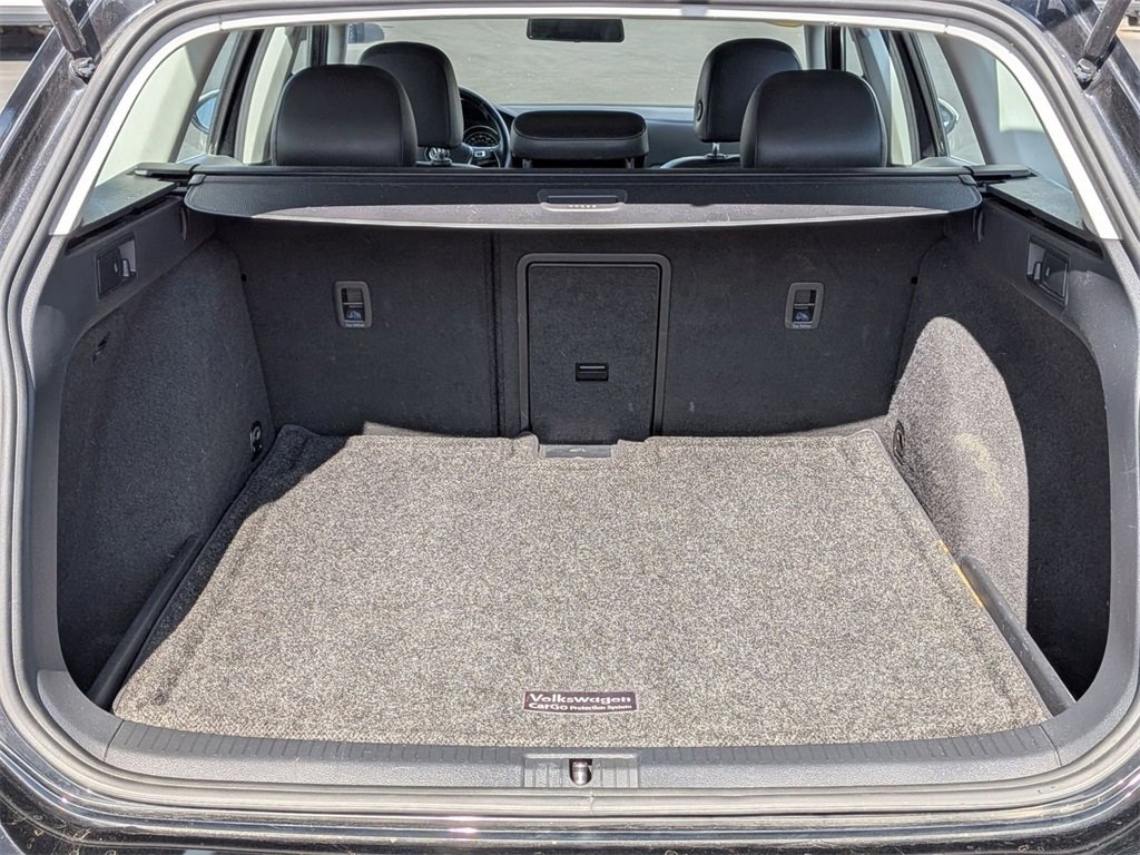 Used 2017 Volkswagen Golf Alltrack SE image 27