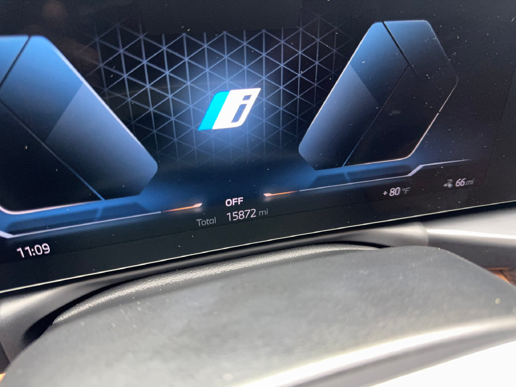 Used 2025 BMW i4 eDrive40 w/ Premium Package RWD image 63