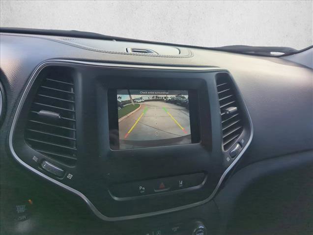 Used 2021 Jeep Cherokee Latitude Lux image 9