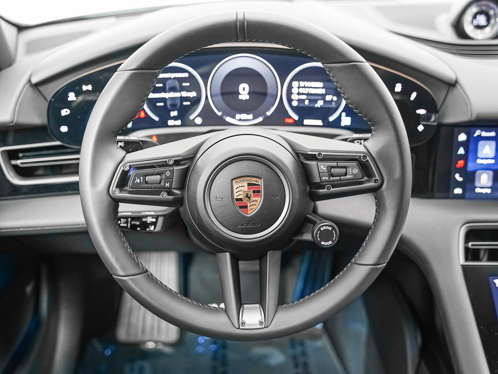 New 2026 Porsche Taycan 4 Cross Turismo AWD/4WD image 16