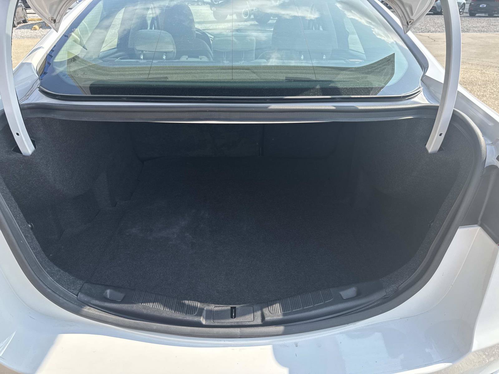 Used 2020 Ford Fusion S FWD image 8