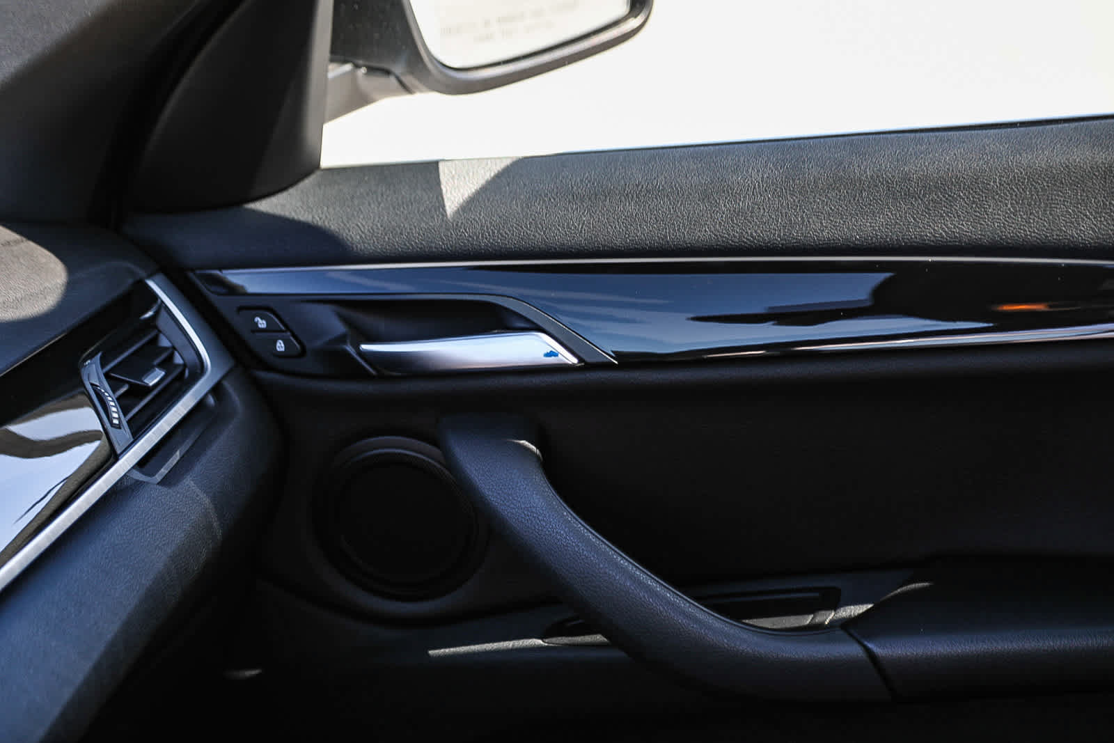 Used 2019 BMW X1 sDrive28i FWD image 21
