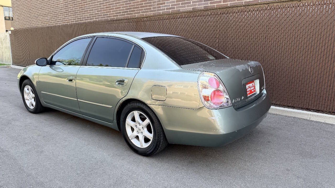 Used 2005 Nissan Altima 2.5 S w/ (F01) Convenience Pkg FWD image 5