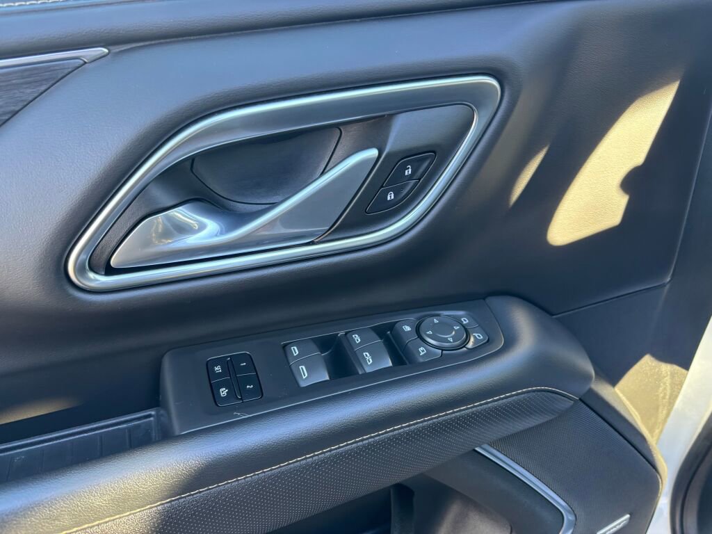 Used 2022 GMC Yukon XL SLT w/ SLT Luxury Package image 20