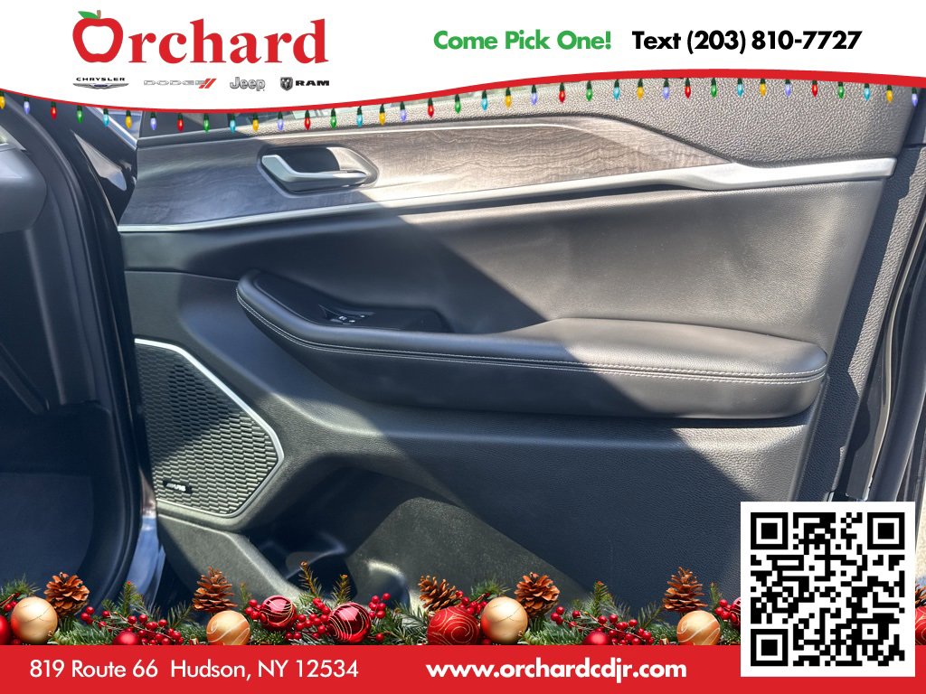 Used 2023 Jeep Grand Cherokee 4WD 4xe w/ Luxury Tech Group II image 37