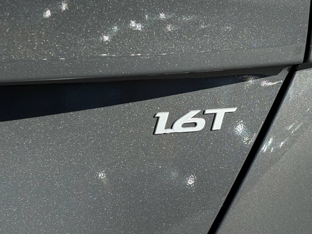 New 2026 Hyundai Kona Limited FWD image 10