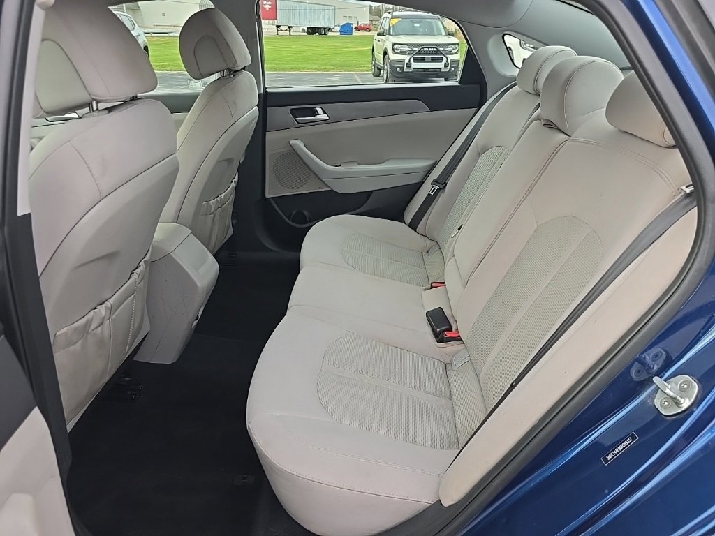 Used 2016 Hyundai Sonata SE image 17
