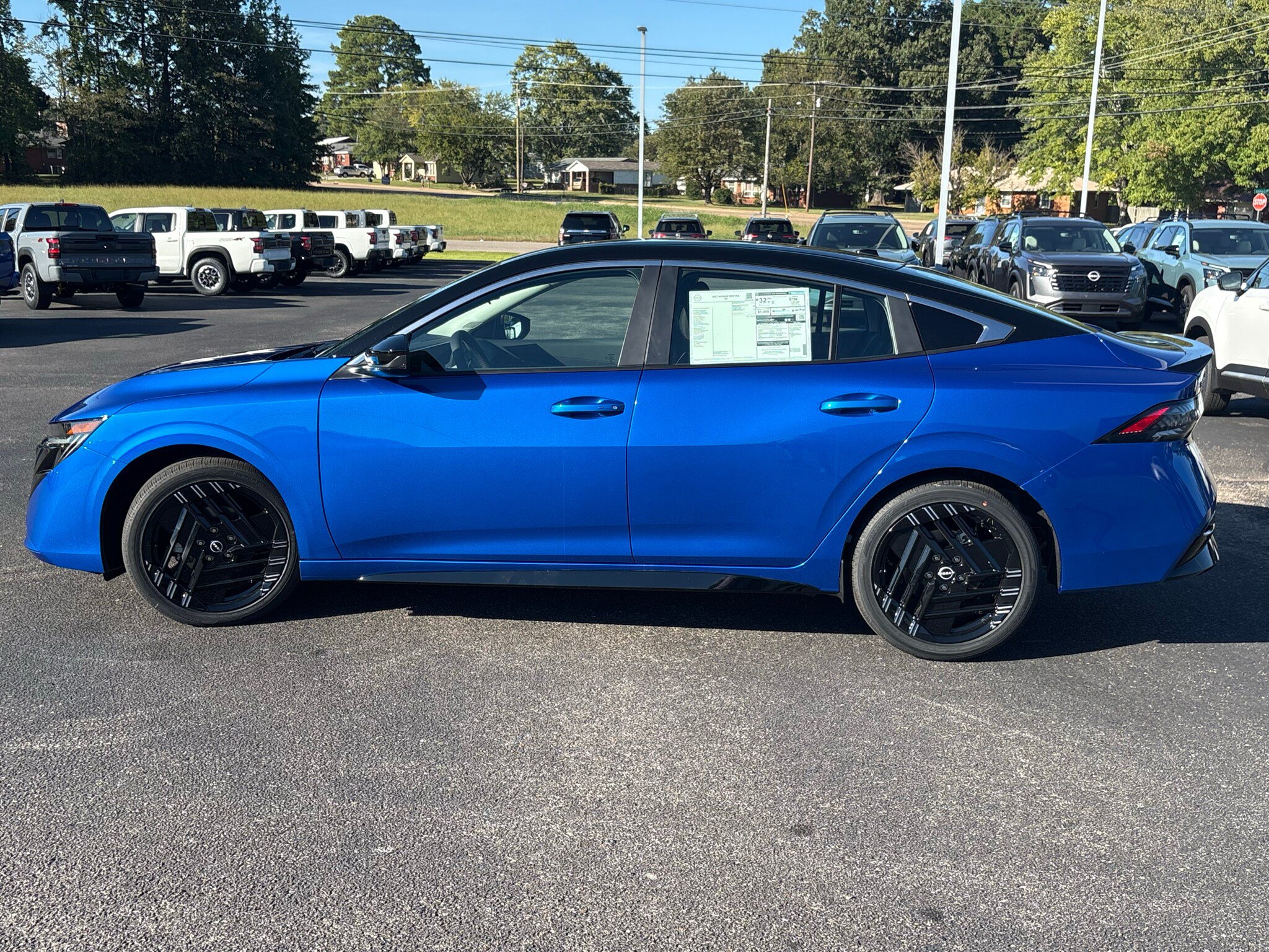 New 2027 Nissan Sentra SR w/ Floor Mat Package FWD image 10
