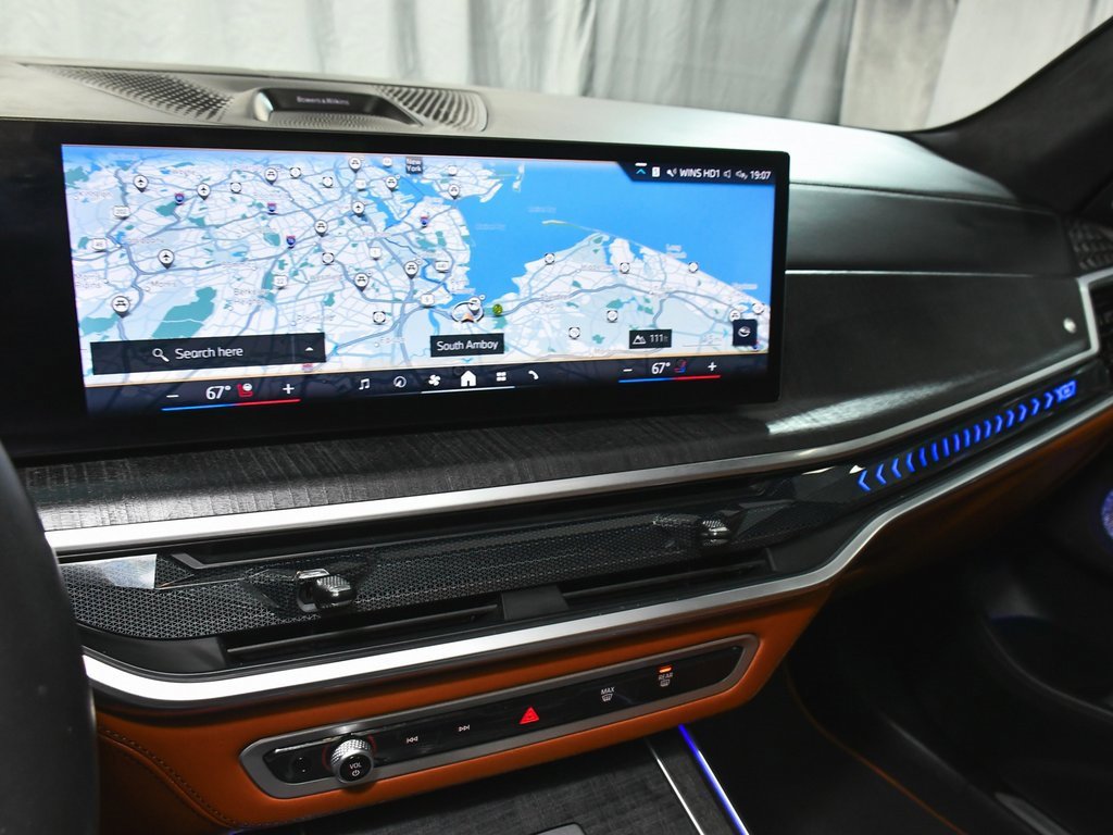 Used 2024 BMW ALPINA XB7 image 56