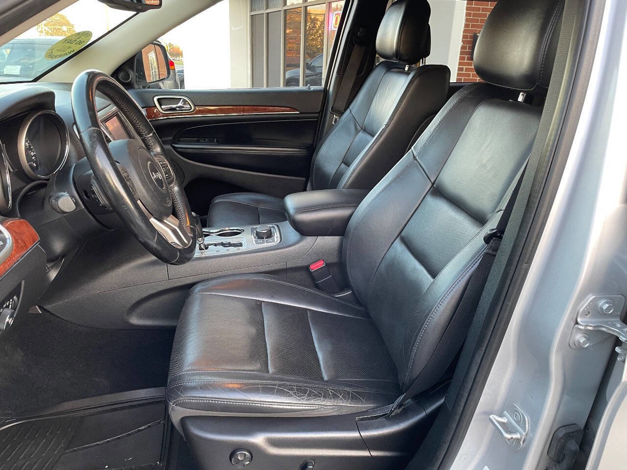 Used 2013 Jeep Grand Cherokee Limited w/ Advance Technology Group image 13