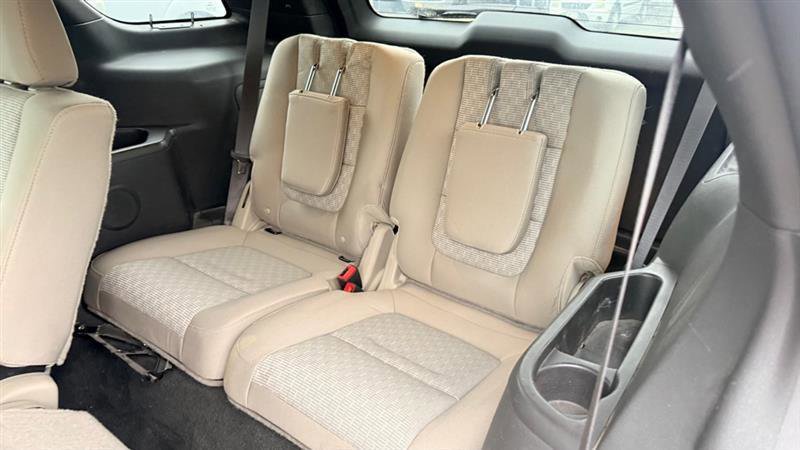 Used 2015 Ford Explorer XLT w/ Equipment Group 201B image 13
