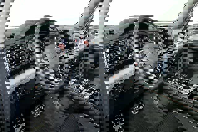 Certified 2025 Volkswagen Atlas Peak Edition SE image 6