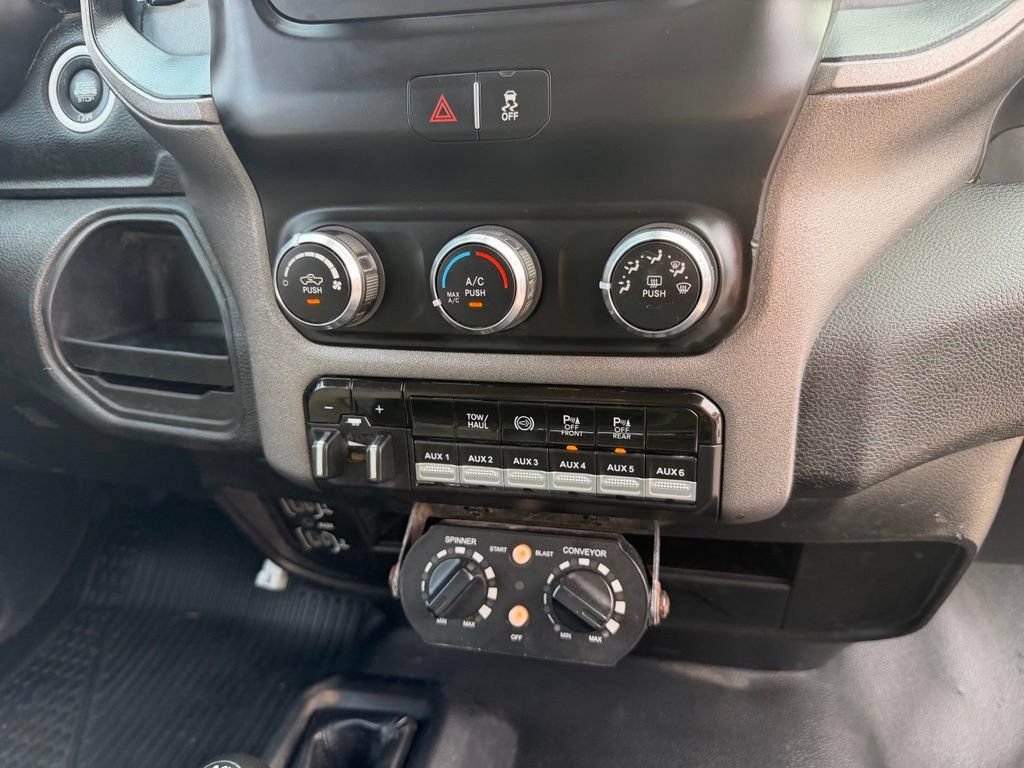 Used 2019 RAM 5500 Tradesman AWD/4WD image 17