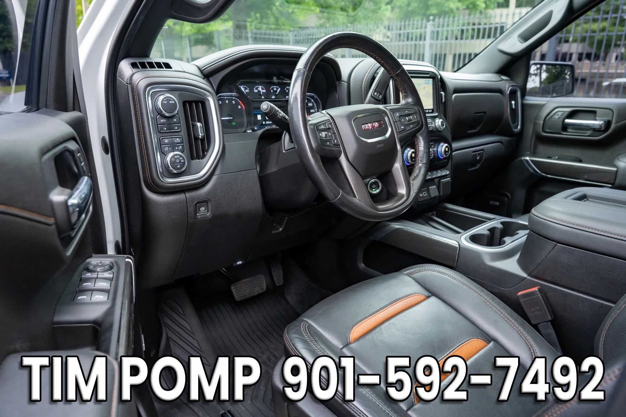 Used 2022 GMC Sierra 1500 AT4 w/ AT4 Premium Package AWD/4WD image 10