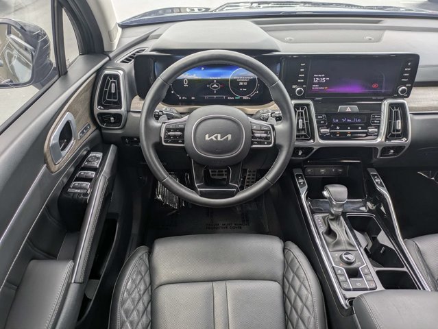 Used 2023 Kia Sorento SX Prestige AWD/4WD image 17