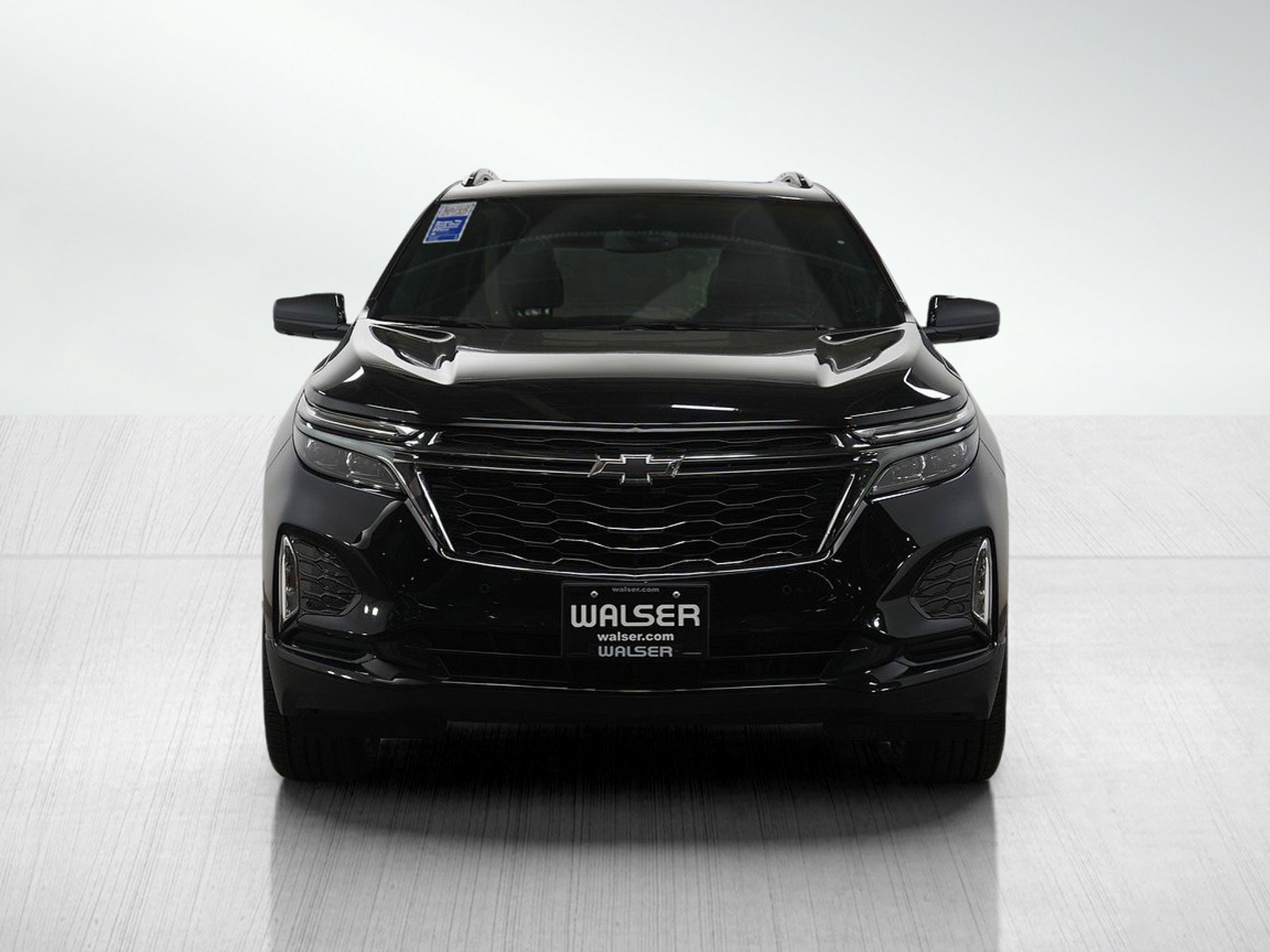 Used 2023 Chevrolet Equinox Premier AWD/4WD image 8