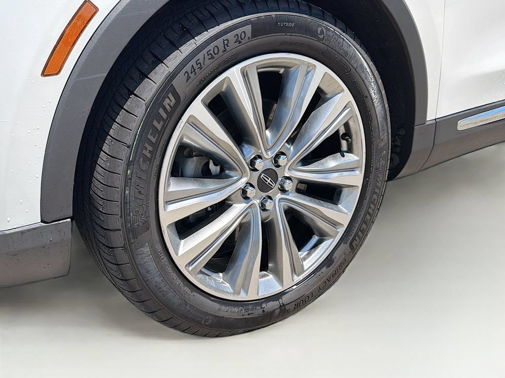 Used 2016 Lincoln MKX Reserve w/ Climate Package AWD/4WD image 34
