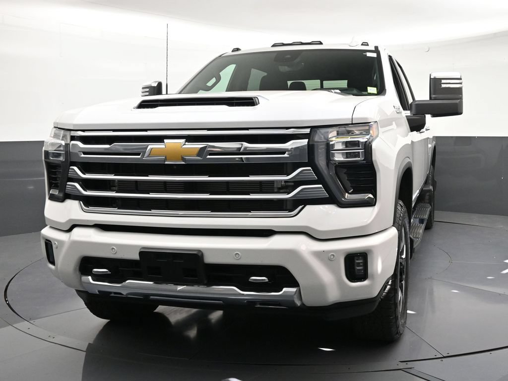 Certified 2025 Chevrolet Silverado 3500 High Country w/ High Country Premium Package AWD/4WD image 8