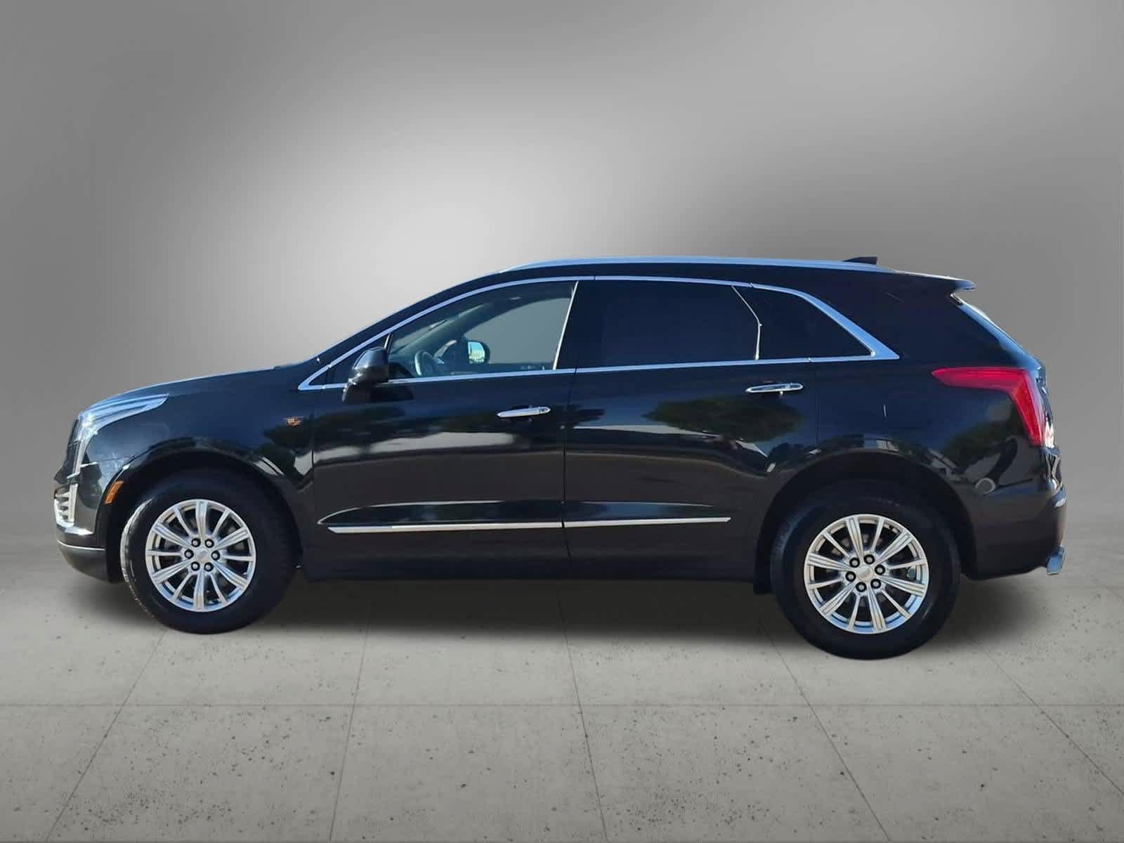 Used 2018 Cadillac XT5 AWD image 3