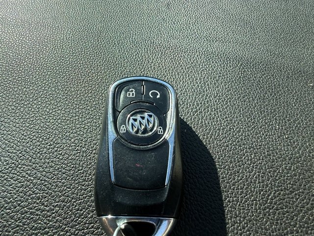 Used 2017 Buick Encore Essence FWD image 41