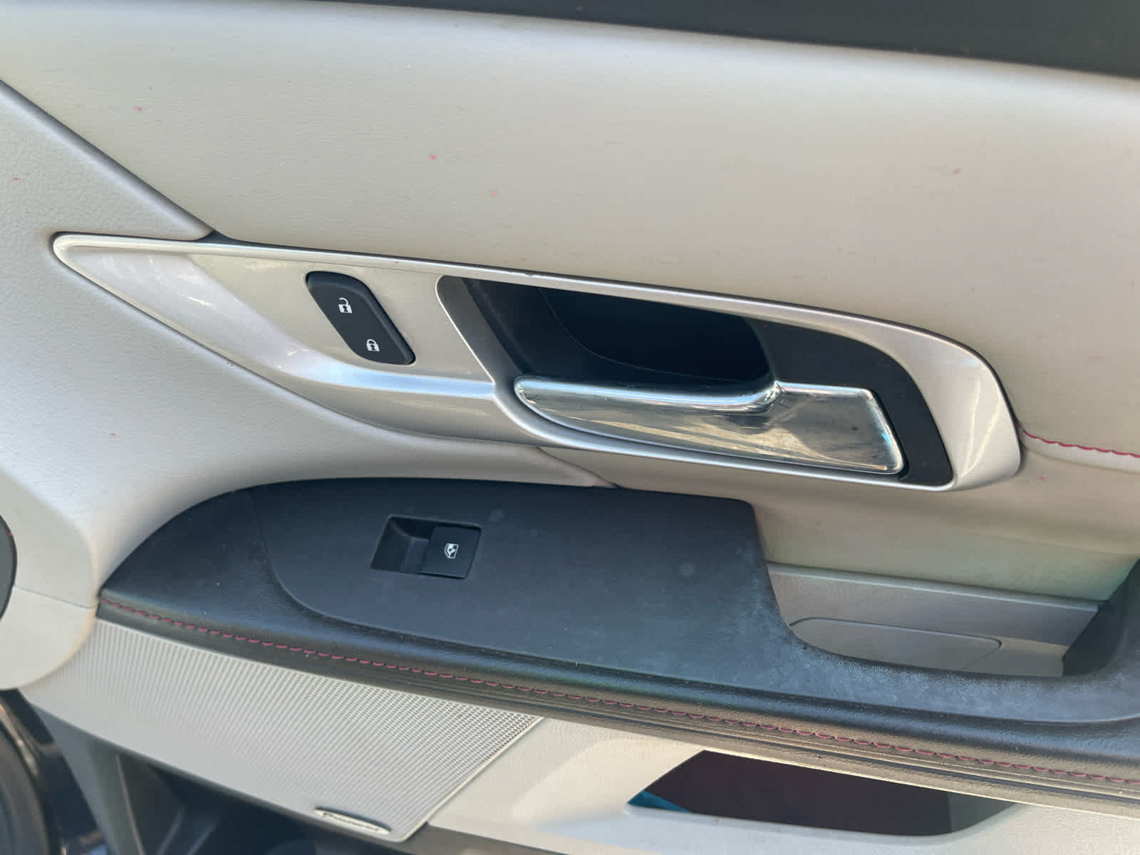Used 2015 GMC Terrain SLT FWD image 31