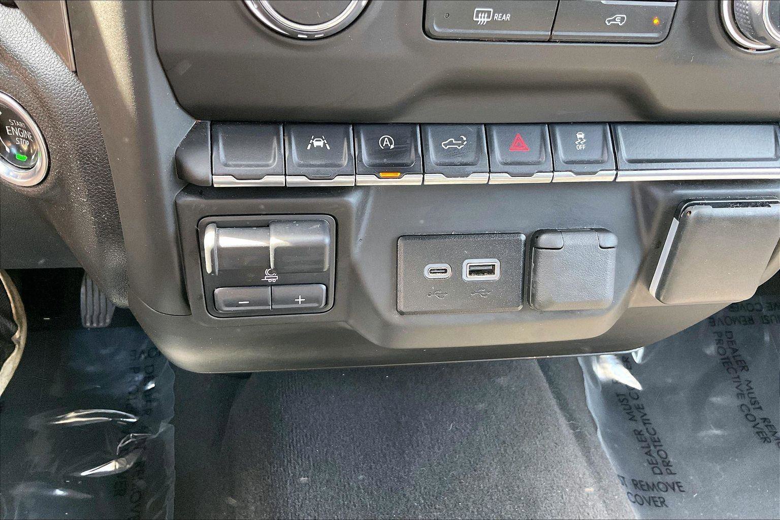 Used 2023 Chevrolet Silverado 1500 Custom AWD/4WD image 30
