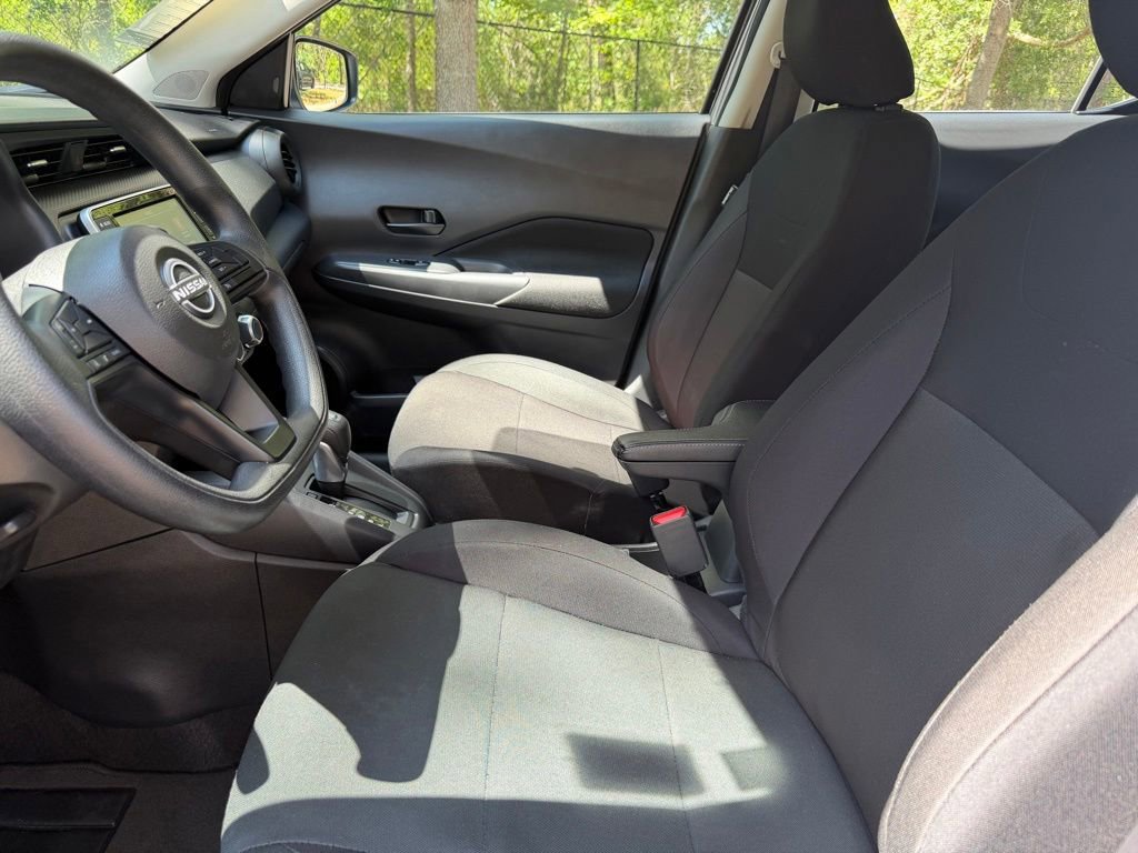Used 2025 Nissan Kicks Play S FWD image 20
