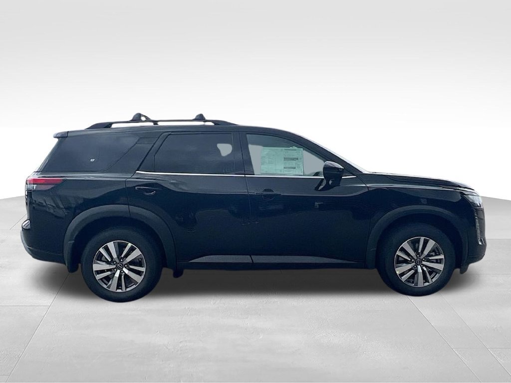 New 2026 Nissan Pathfinder SL FWD image 9