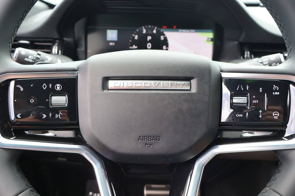 Used 2024 Land Rover Discovery Sport Dynamic SE AWD/4WD image 18