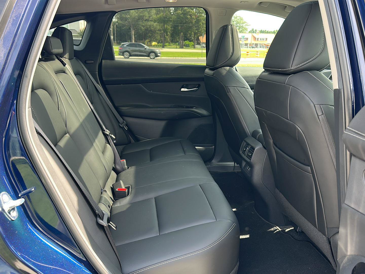 Used 2025 Nissan Murano SL w/ Cargo Package AWD/4WD image 11