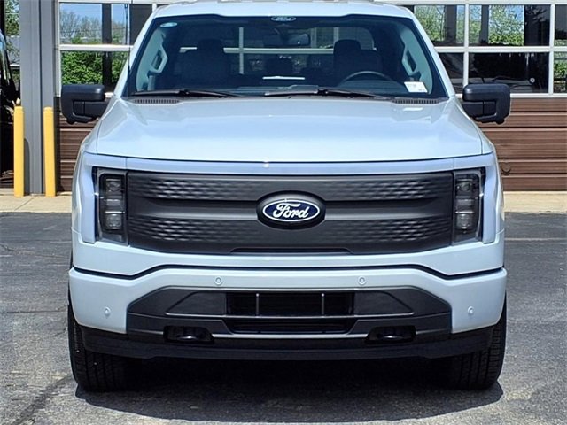 New 2025 Ford F150 Lightning Flash image 2