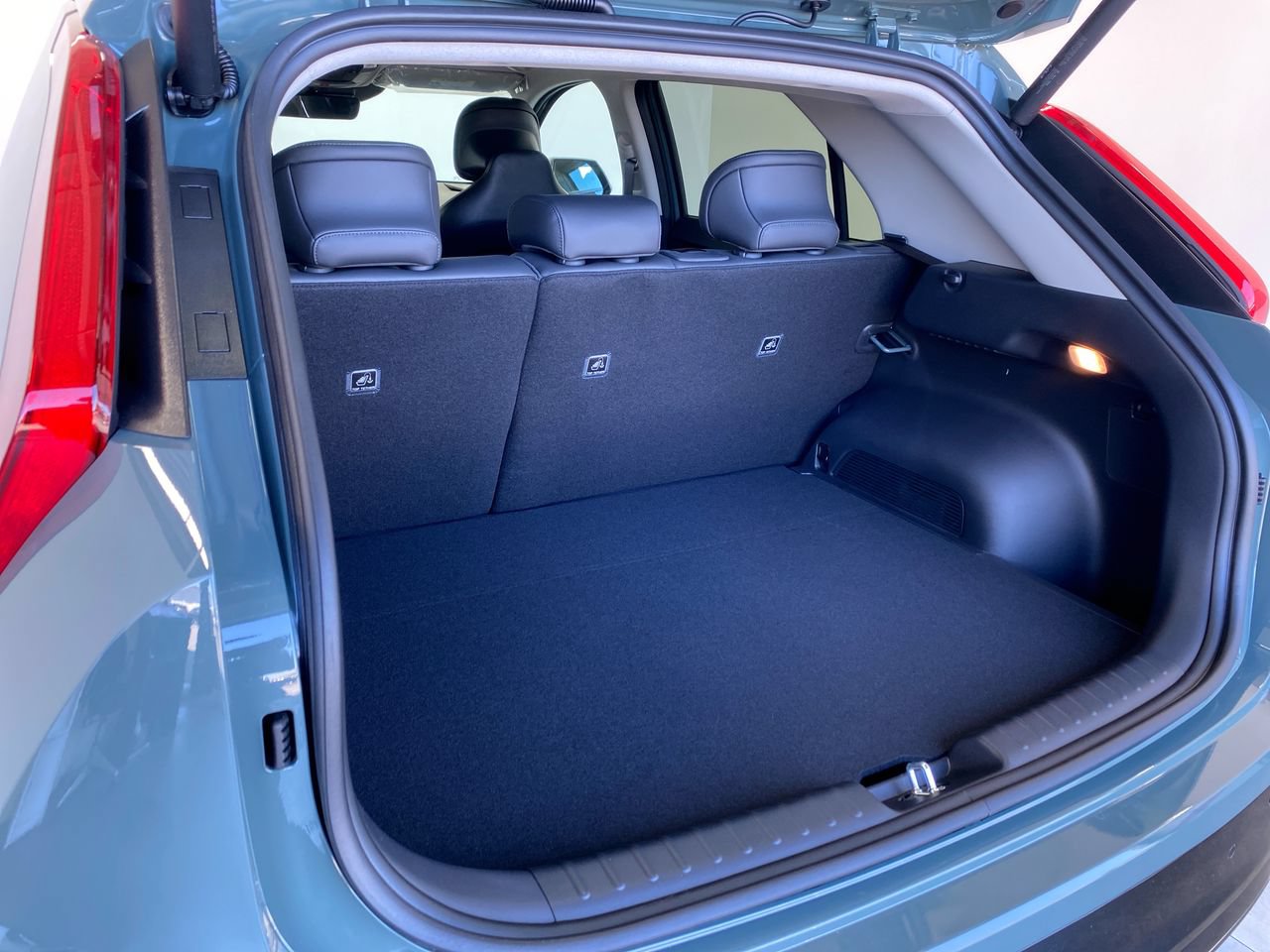 New 2026 Kia Niro Wind FWD image 15