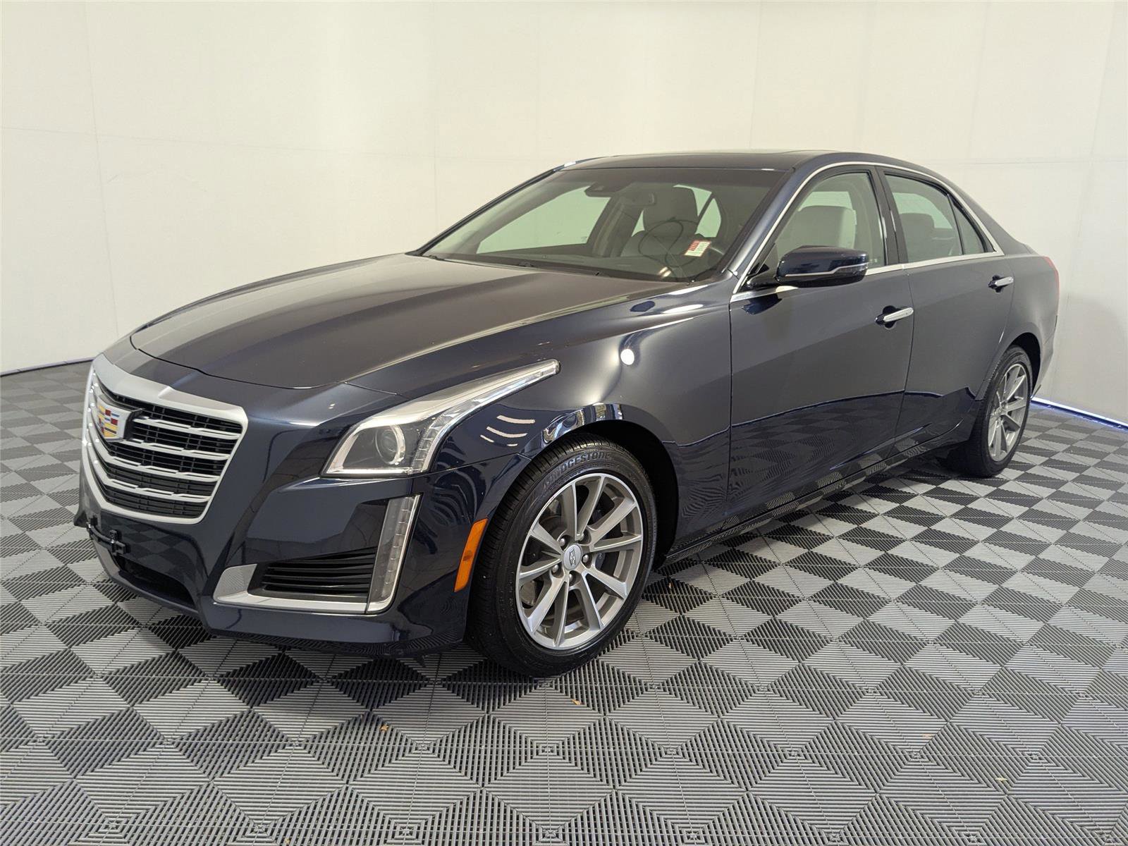 Used 2019 Cadillac CTS Luxury video 2
