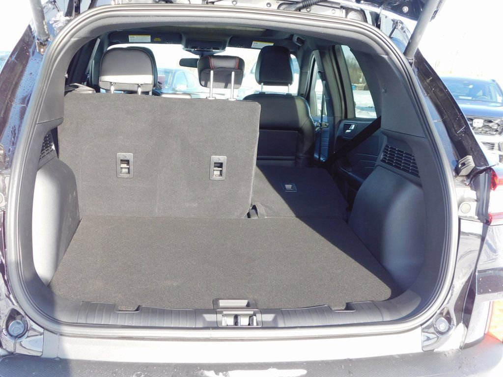 New 2026 Ford Escape ST-Line w/ Tech Pack #1 AWD/4WD image 24
