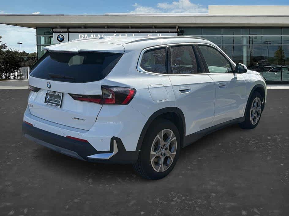 Used 2023 BMW X1 xDrive28i AWD/4WD image 7