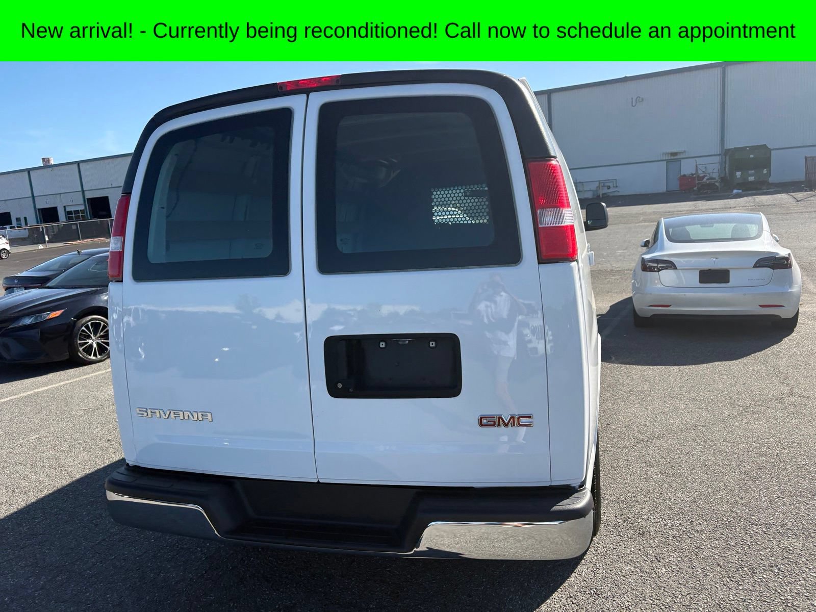 Used 2022 GMC Savana 2500 w/ Driver Convenience Package RWD image 5