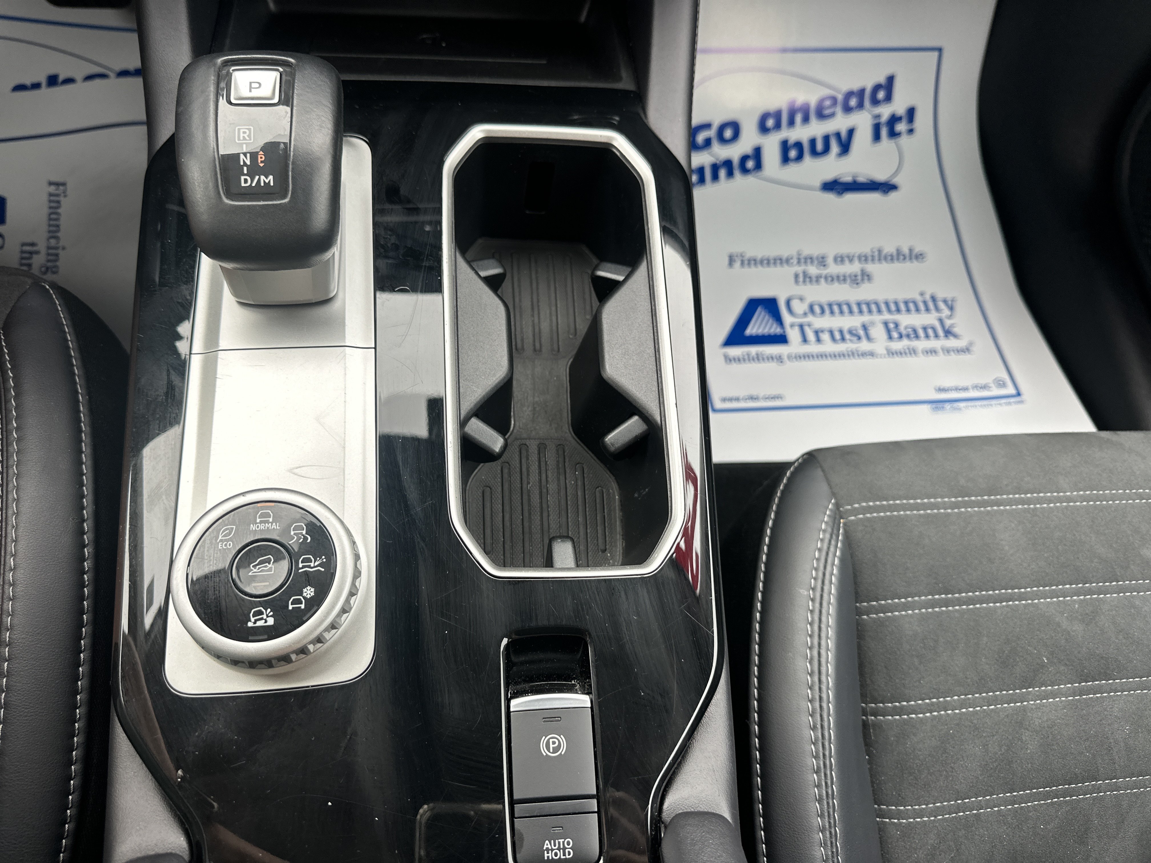Used 2025 Mitsubishi Outlander SE AWD/4WD image 18