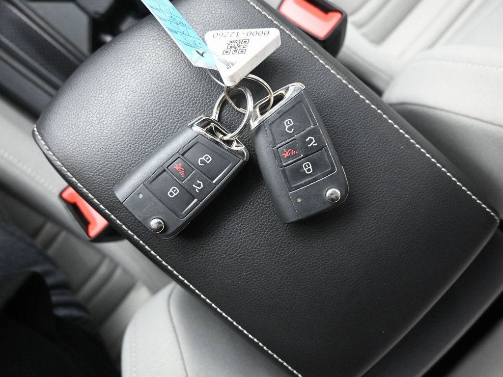 Used 2024 Volkswagen Tiguan S image 16