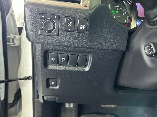 Used 2018 Lexus GX 460 Premium w/ Premium Package AWD/4WD image 19