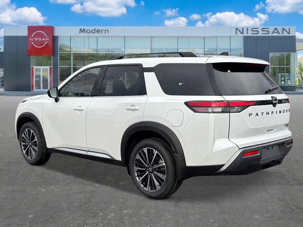 New 2026 Nissan Pathfinder Platinum image 3