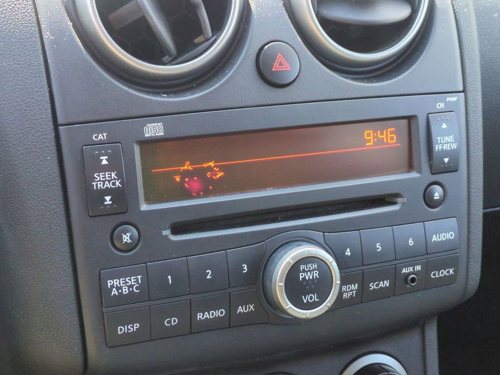 Used 2010 Nissan Rogue SL w/ Moonroof Pkg image 18