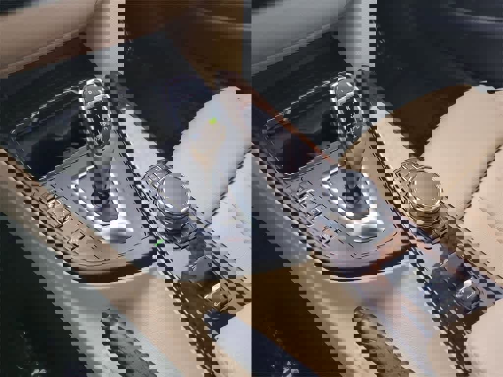 Used 2020 BMW 430i xDrive Convertible w/ Convenience Package image 23