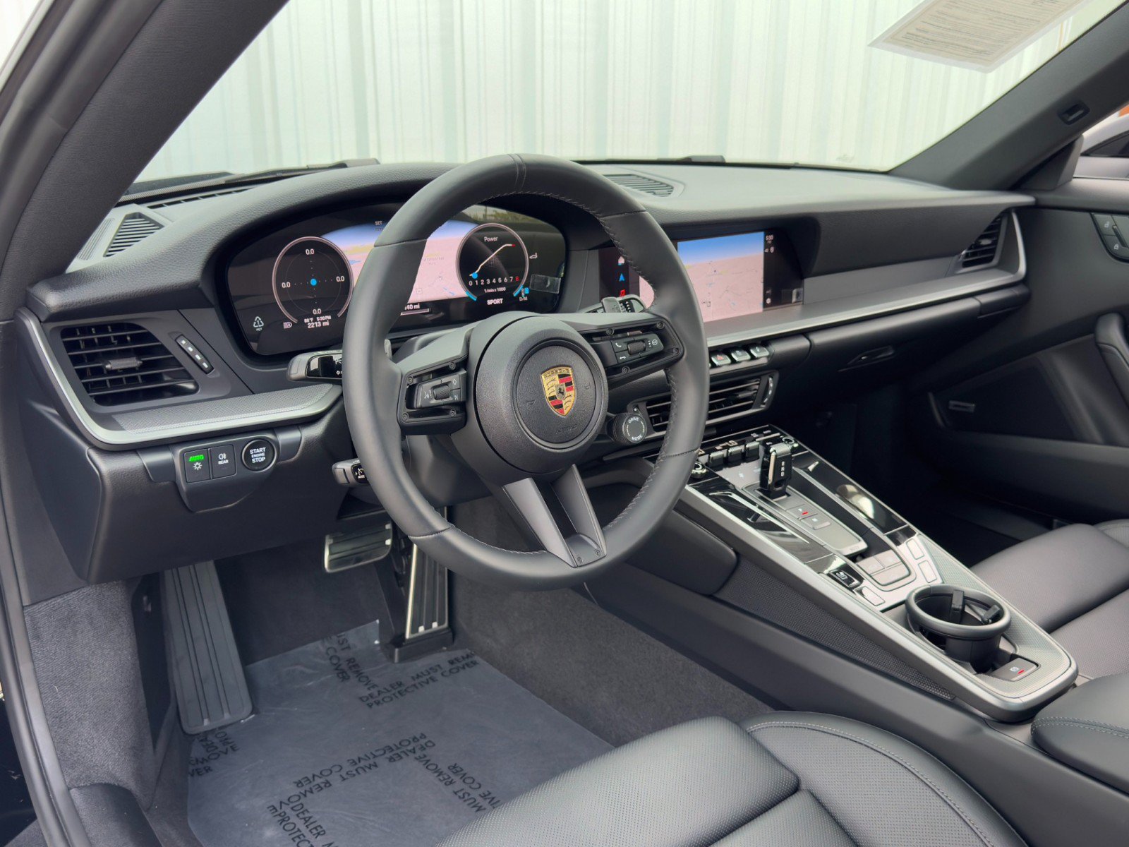 Used 2025 Porsche 911 Carrera RWD image 13