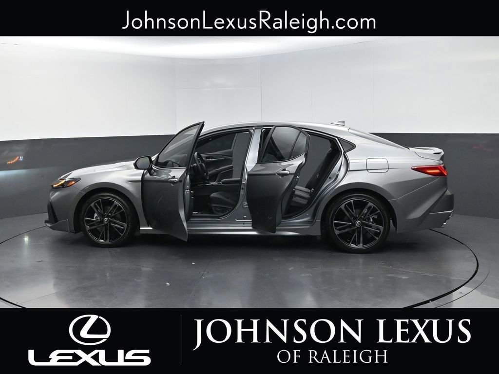 Used 2026 Toyota Camry XSE FWD image 35