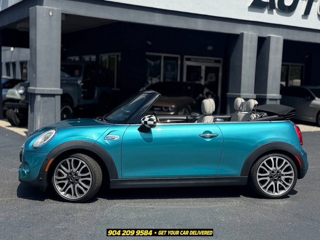 Used 2018 MINI Cooper S FWD image 4